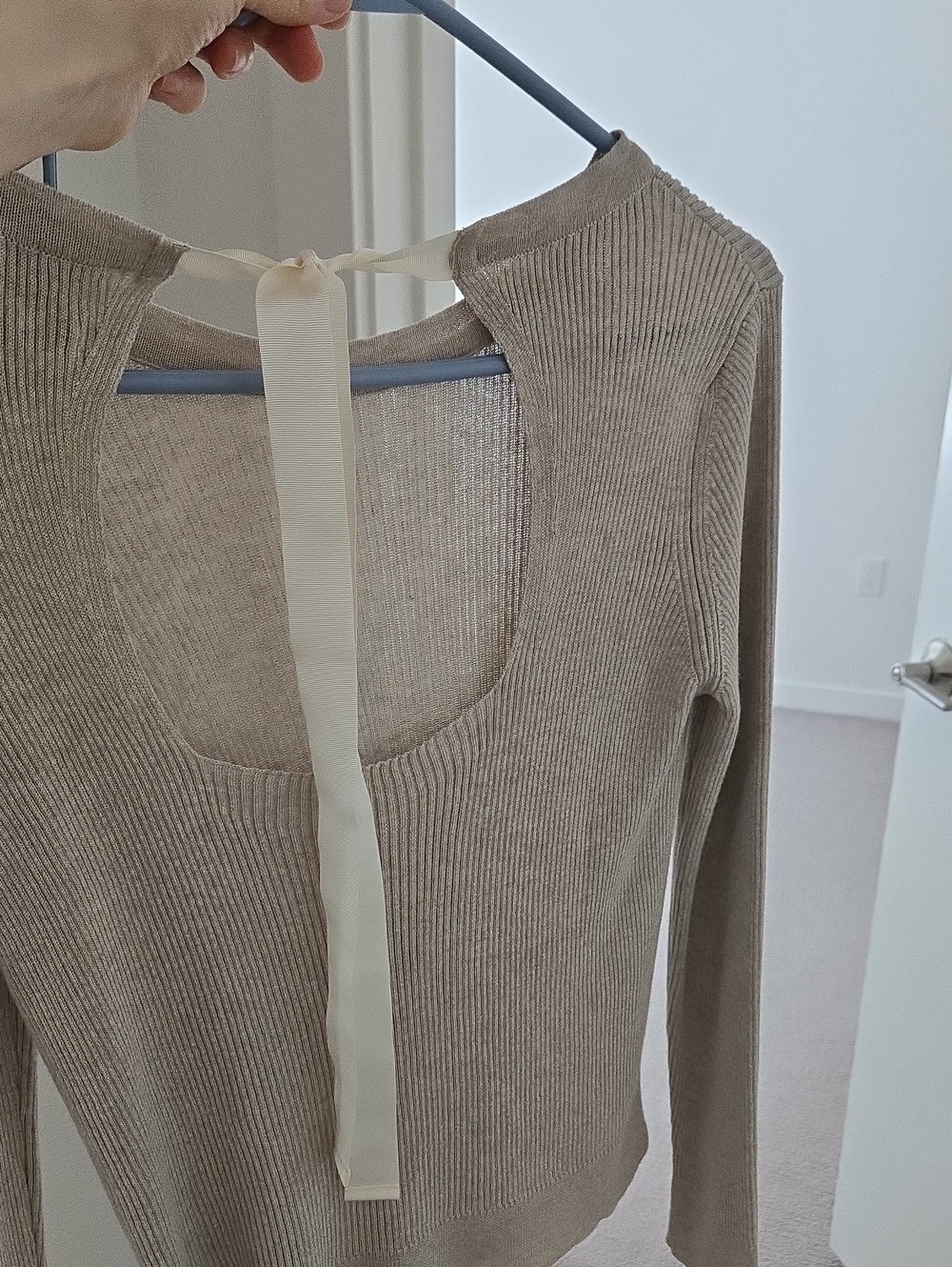 Massimp Dutti Back Tie Detail Top Size XS Greyish Green Sage